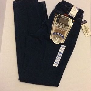Women’s wranglers Cowboy Cut Slim Fit